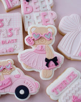 GIRL ACCESSORIES POP MOULDS