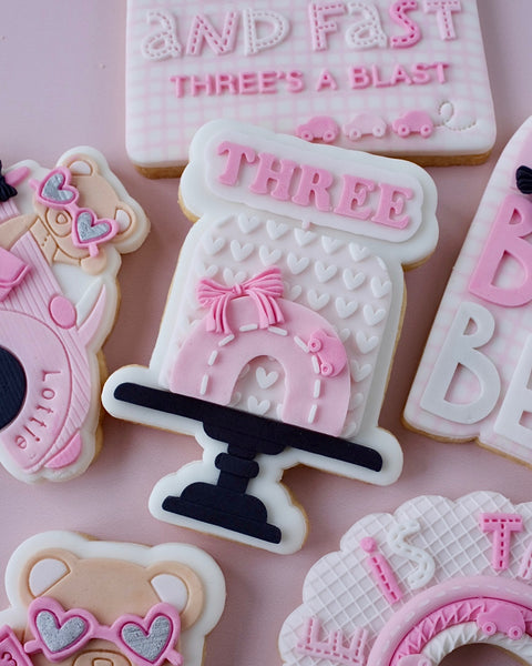 ‘Three’ Cake Pop Stamp Kit