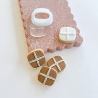 HOT CROSS BUN KIT (PLEASE SELECT INDIVIDUAL OPTIONS FROM DROP DOWN)